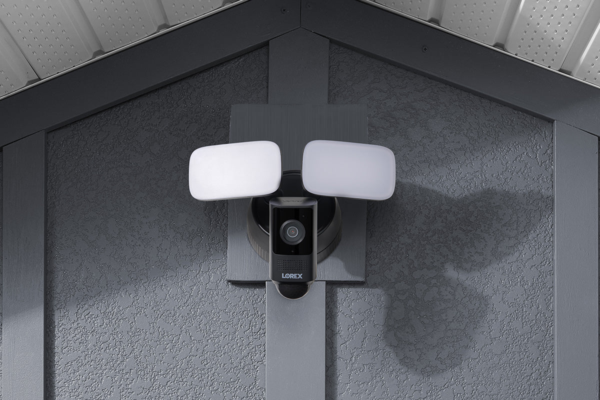 Lorex 2K Wi-Fi Floodlight Security Camera (32GB) - Image 8