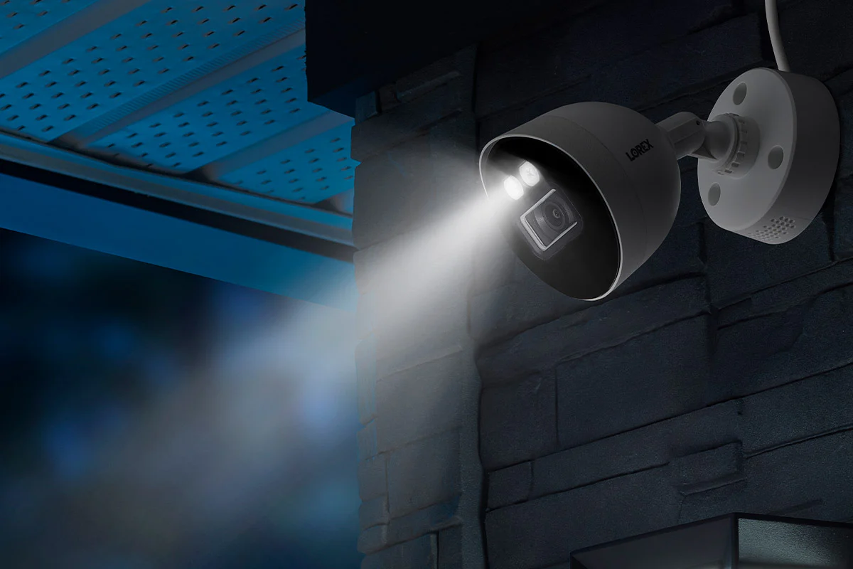Lorex 4K Smart Deterrence CVI Wired Bullet Camera - Open Box - Image 7