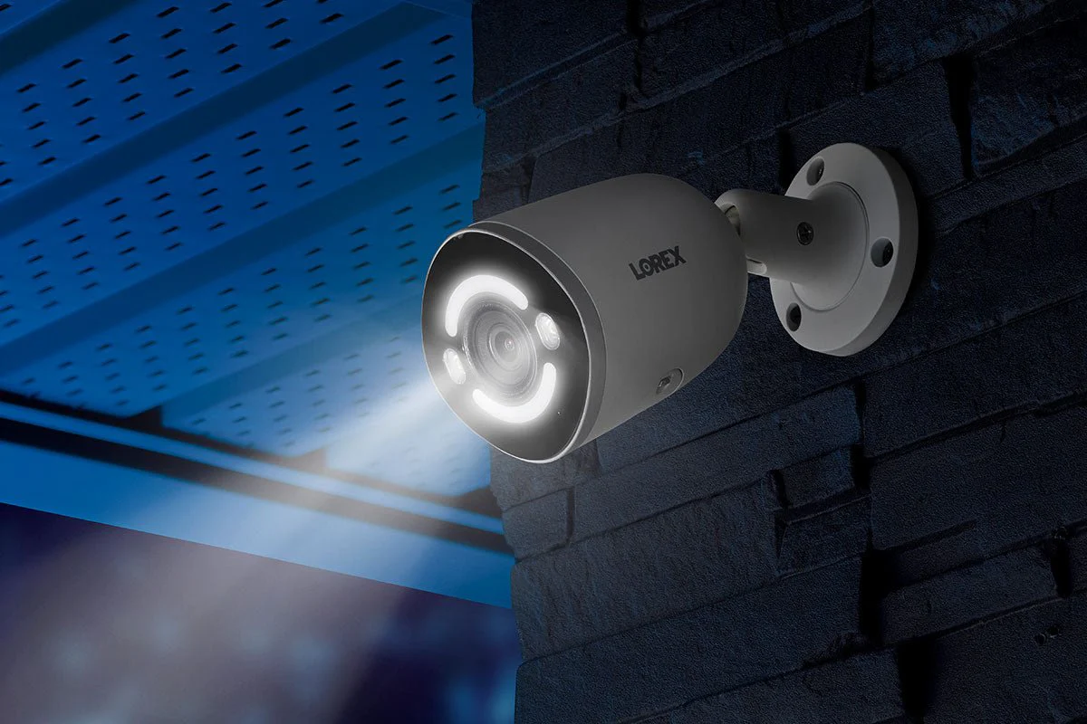Lorex 4K Ultra HD 16 Camera Capable (8 Wired + 8 Fusion Wi-Fi) 2TB Wired NVR System with 4 IP Smart Security Lighting Cameras - Image 6