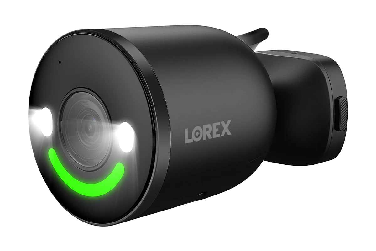 Lorex 4K Spotlight Indoor/Outdoor Wi-Fi 6 Security Camera with Smart Security Lighting (32GB) - Image 7