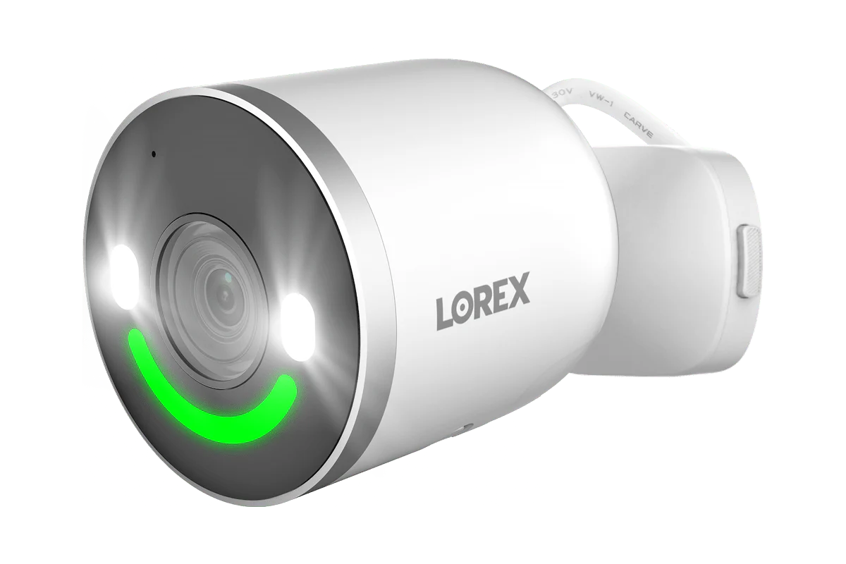 Lorex 4K Spotlight Indoor/Outdoor Wi-Fi 6 Security Camera with Smart Security Lighting - Image 2